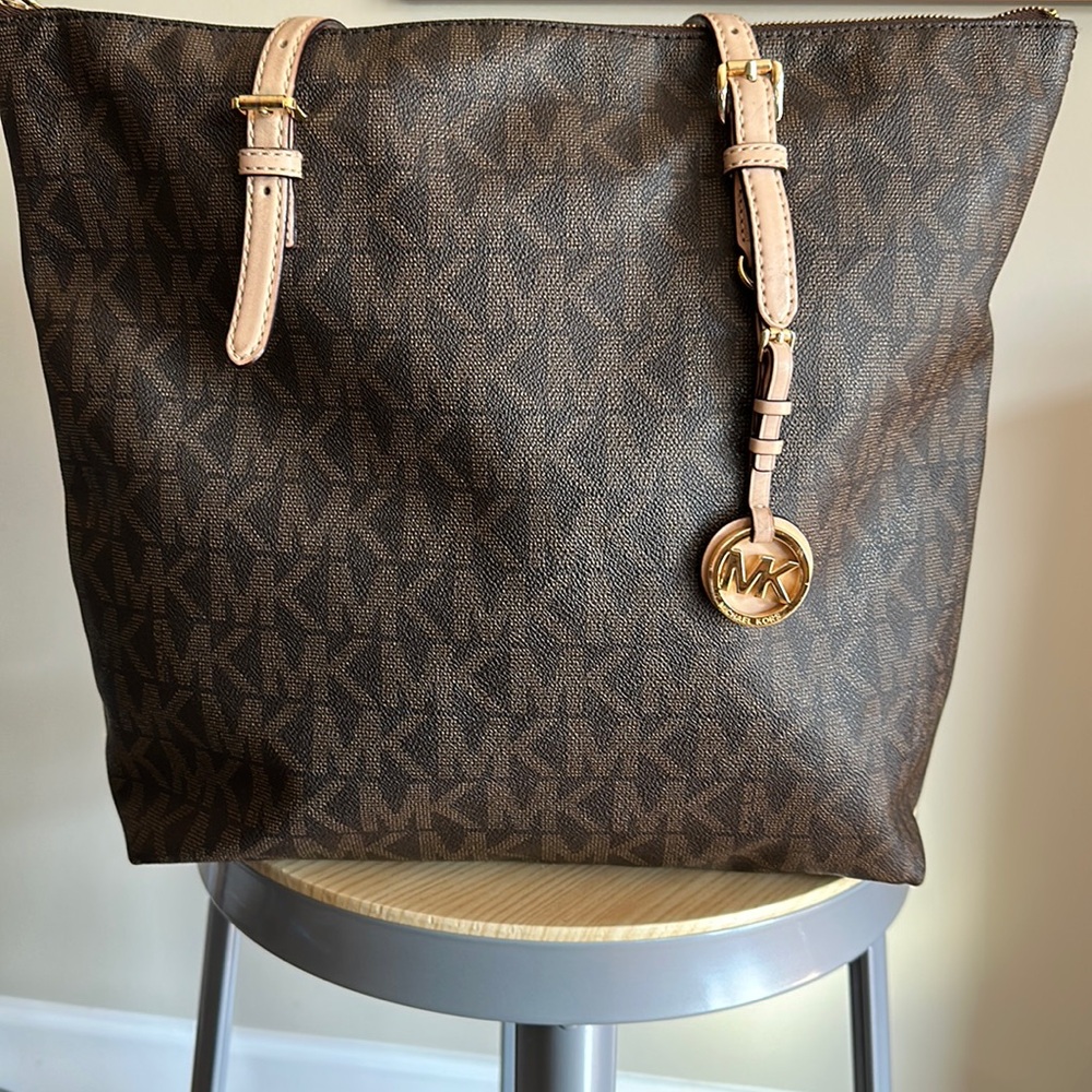 Michael Kors Tote